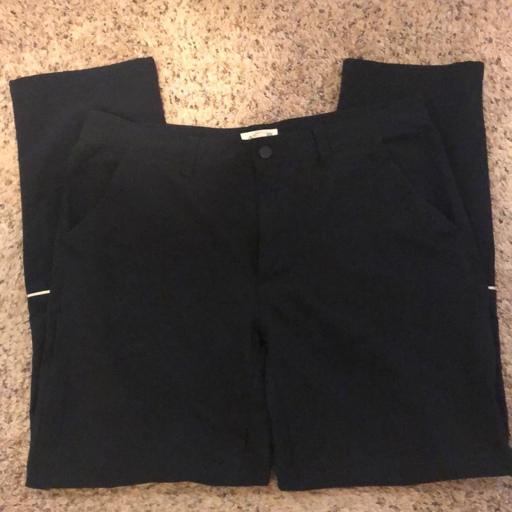 Vintage Men’s Ultimate Terrain size 36 black authentic ski pants.